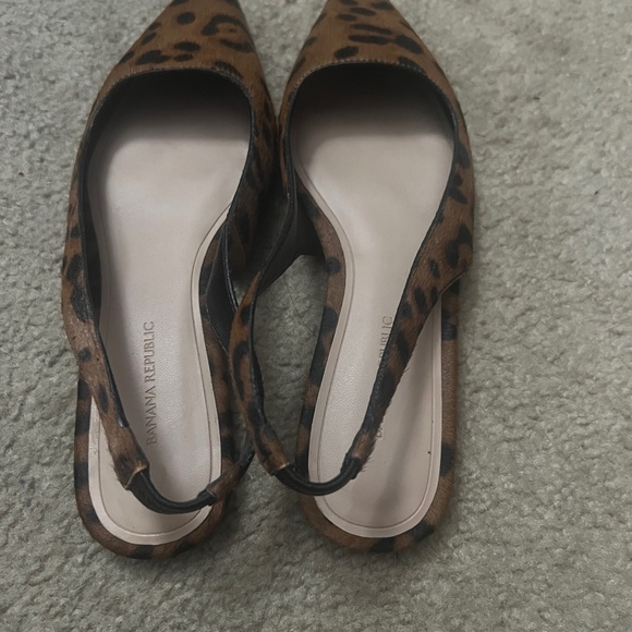 Banana Republic Cheetah color. - Picture 5 of 6